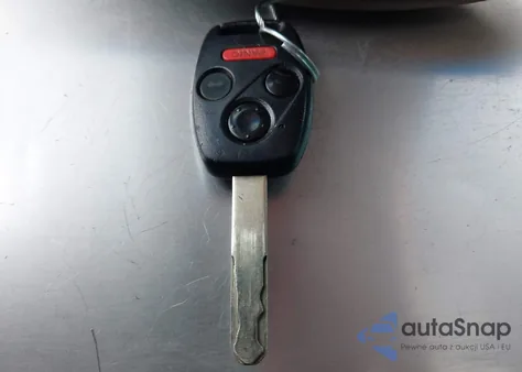 2006 Honda Accord 3.0 Ex from USA, damaged, VIN 1HGCM66886A071999